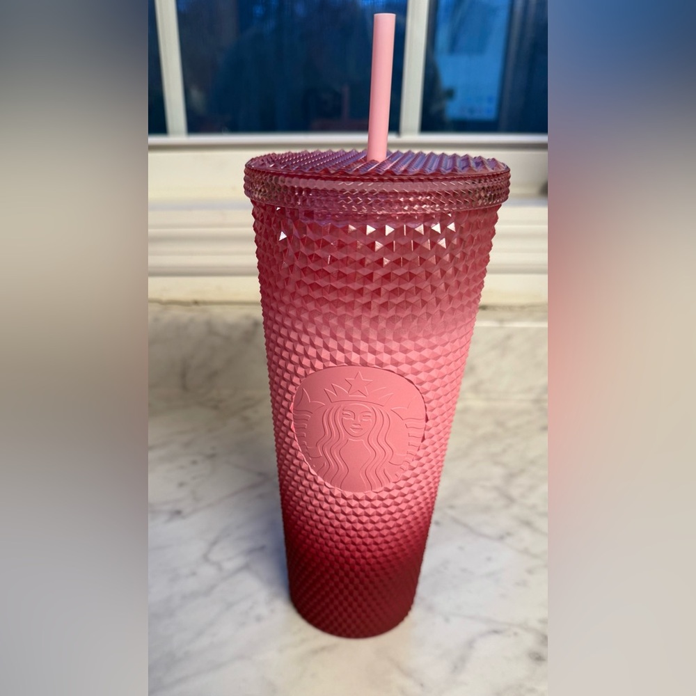 NWT Starbucks Holiday 2022 24oz Tumbler Pink Obre
